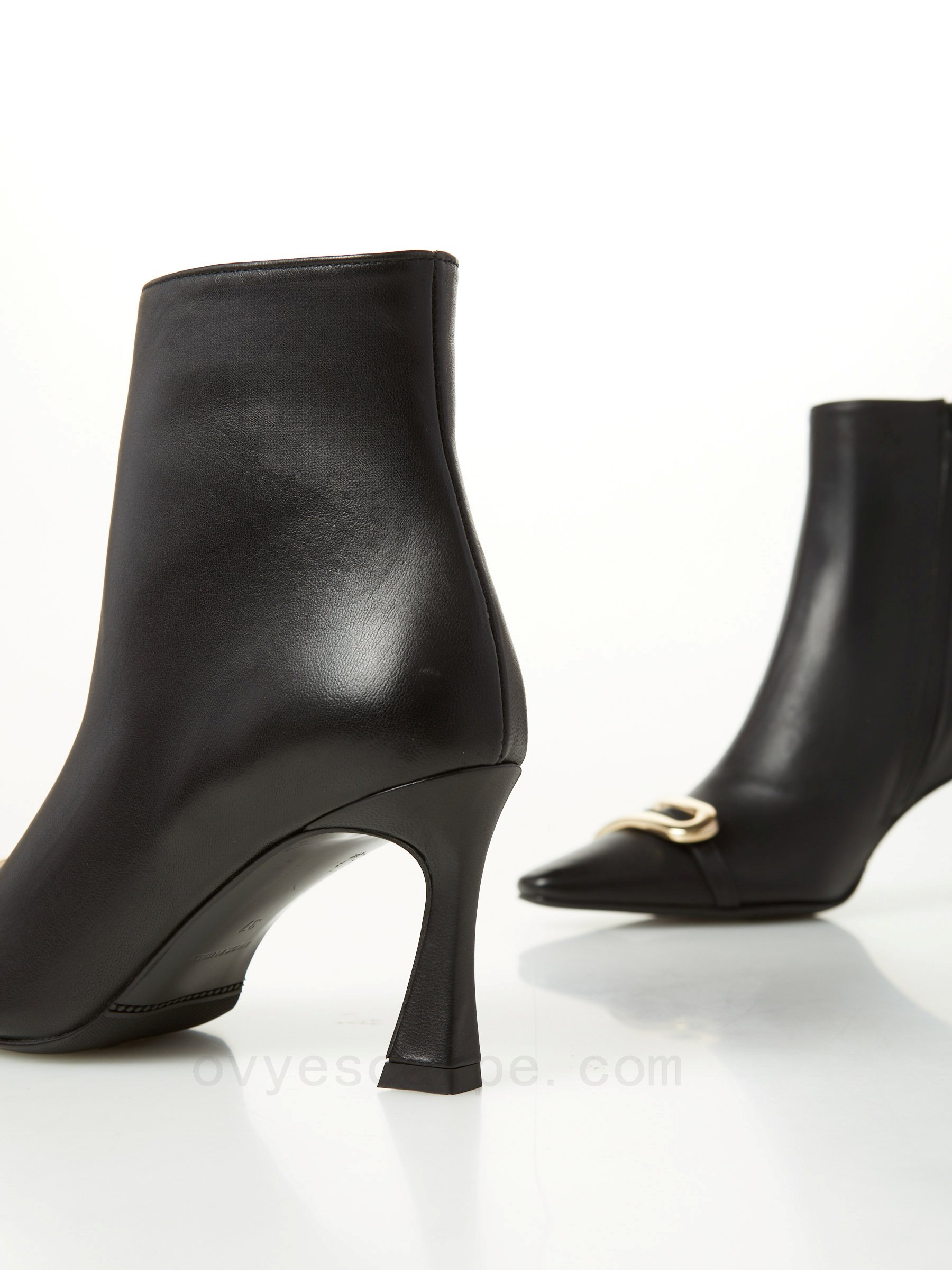 Leather Ankle Boot F08161027-0595 Acquista Online
